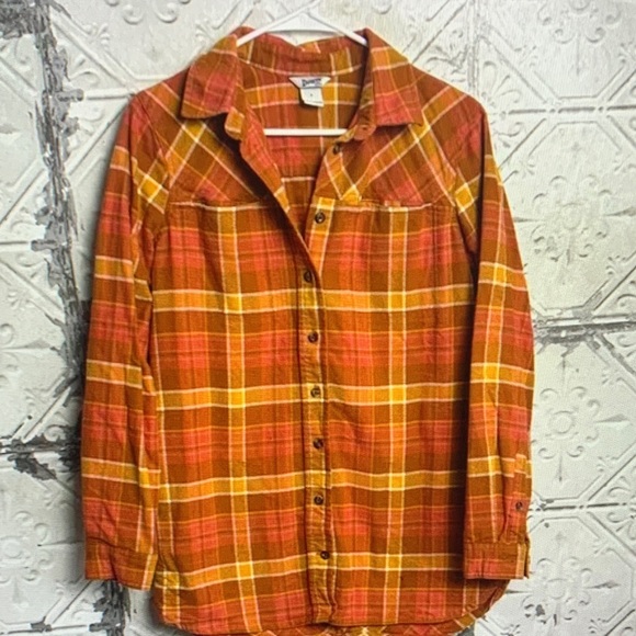 Tops - Plaid Button-Up Shirt in Rust & Mustard